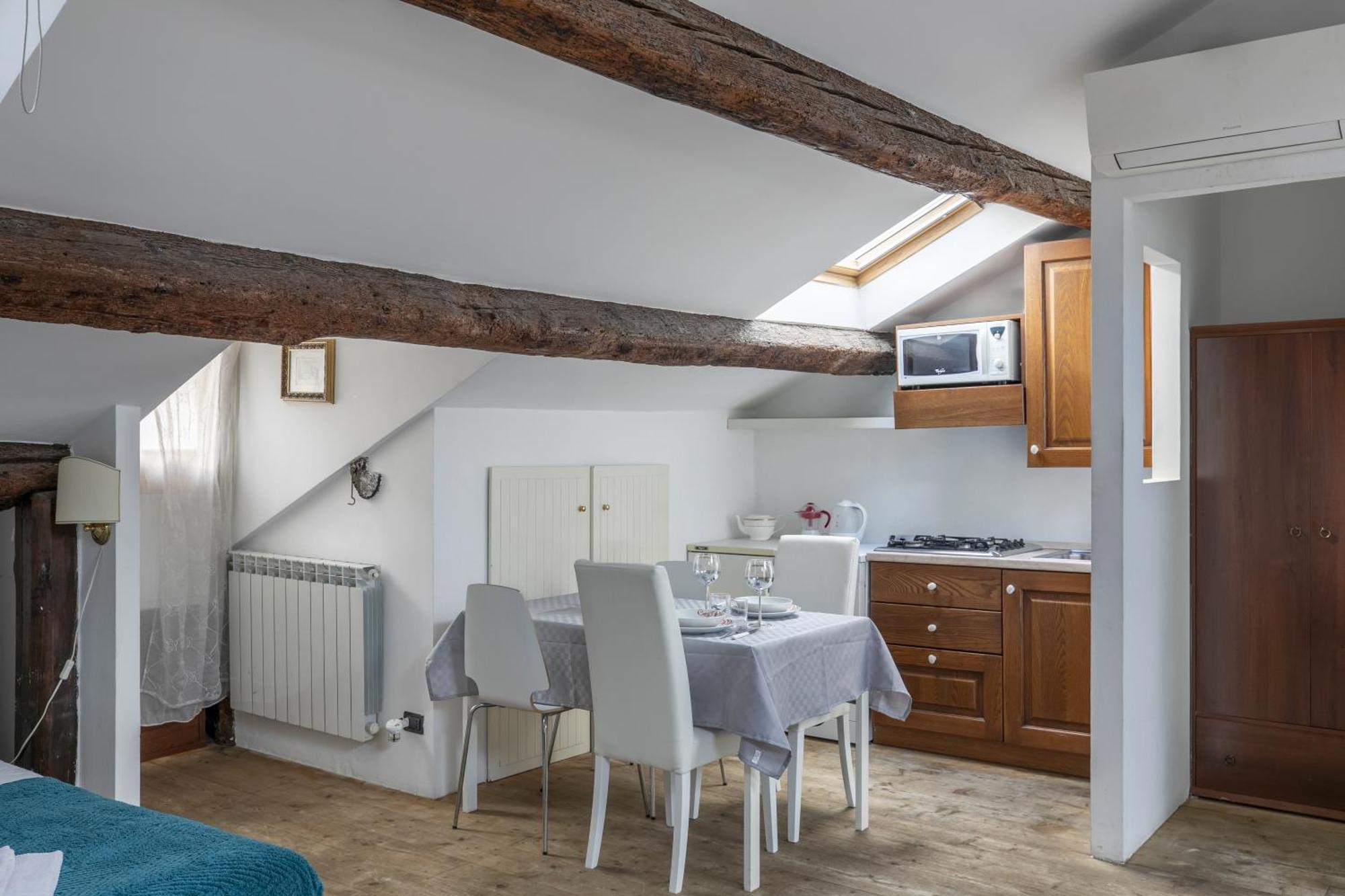 Nice Lovely Attic For 4 Person With Wifi - A/C Veneza Exterior foto