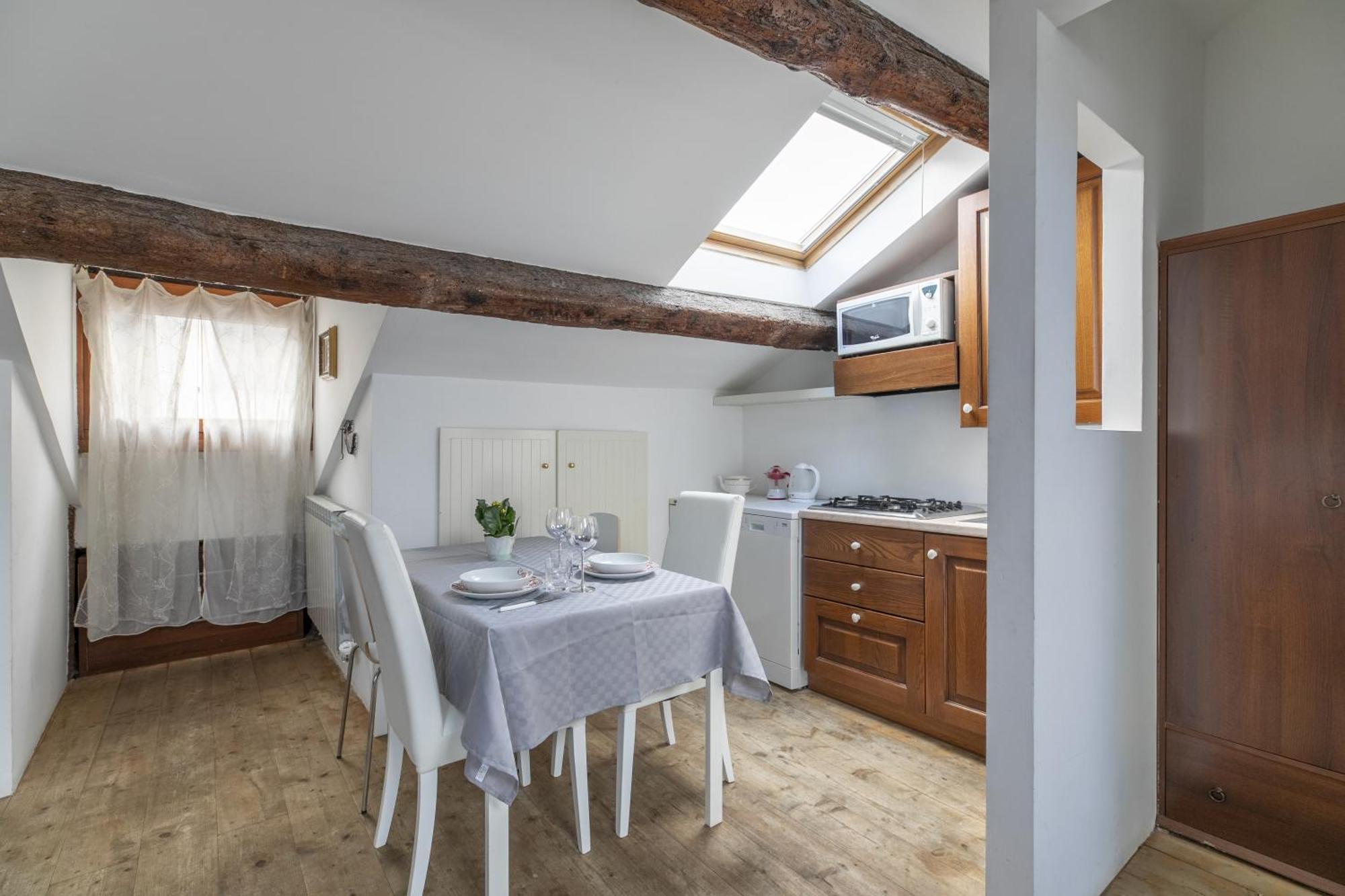Nice Lovely Attic For 4 Person With Wifi - A/C Veneza Exterior foto