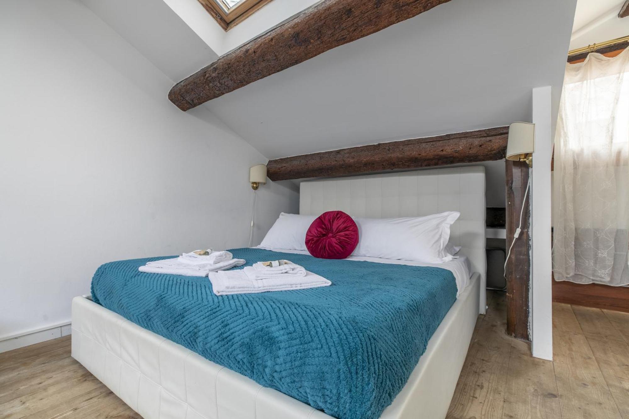 Nice Lovely Attic For 4 Person With Wifi - A/C Veneza Exterior foto